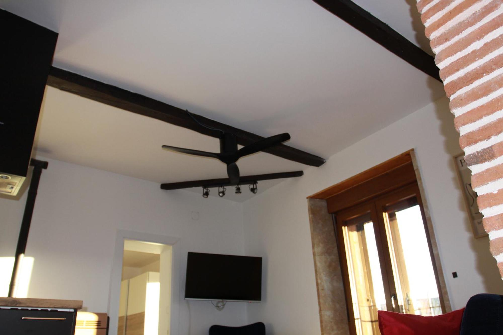 Апартаменты Apartamento Centrico Con Chimenea Саламанка Экстерьер фото